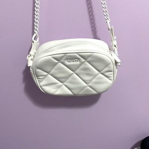 white shoulder bag